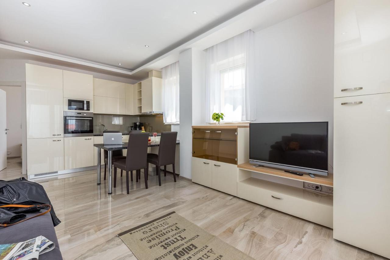 Luxury Apartments Kostrena With Pool 2 Esterno foto