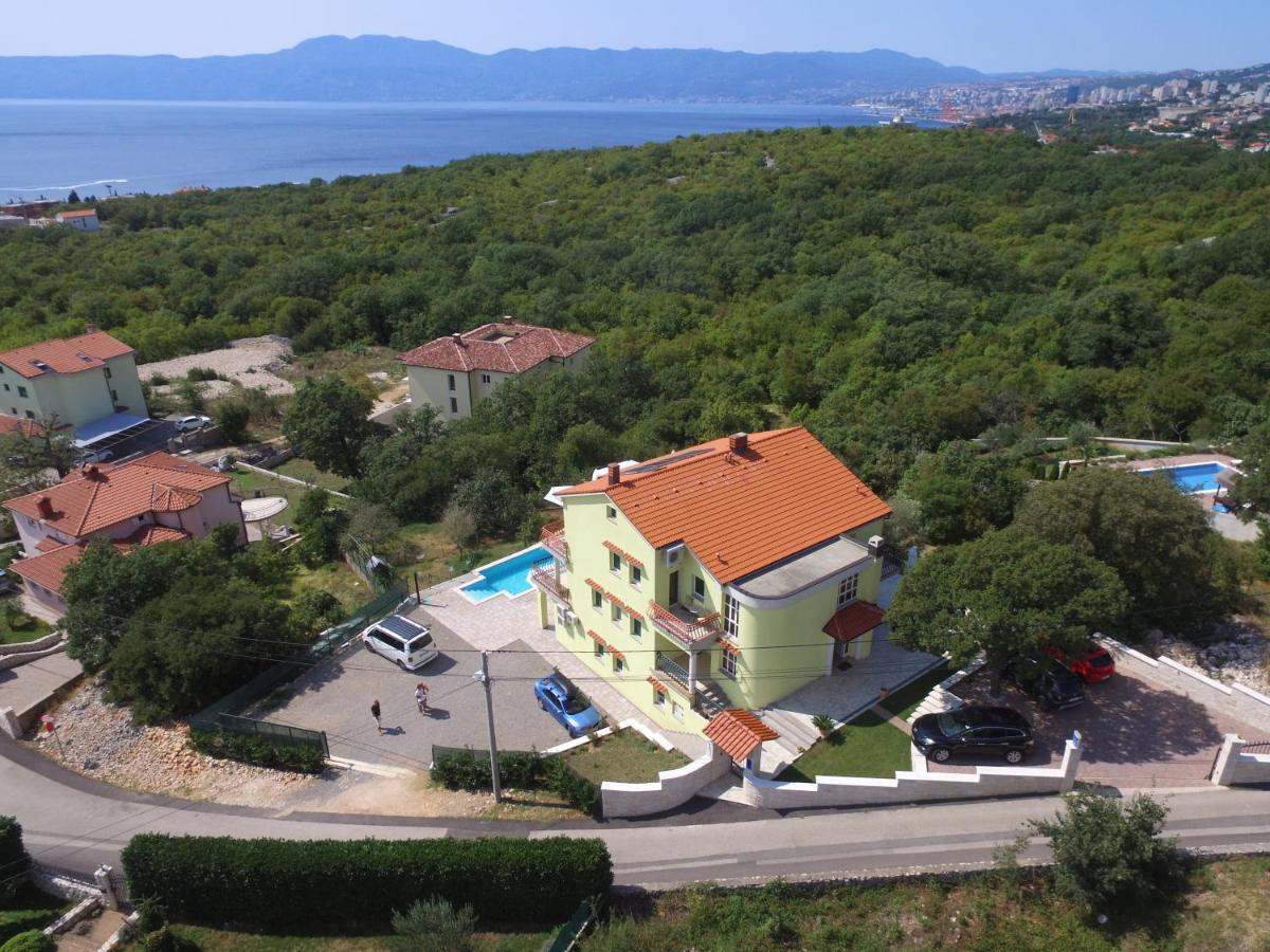 Luxury Apartments Kostrena With Pool 2 Esterno foto
